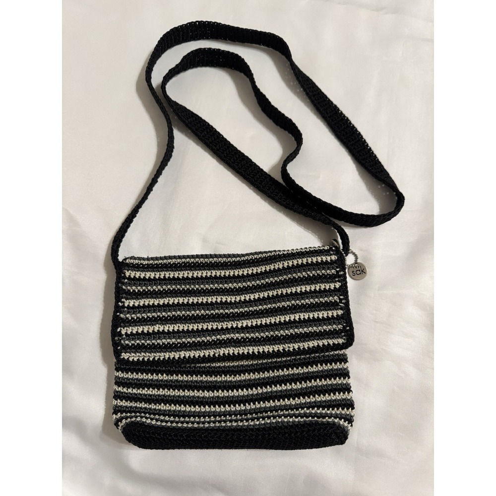The Sak Crochet Cross Body Purse Small Striped Black Gray White Boho EUC‎
